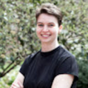 Meet your Posher, Julia